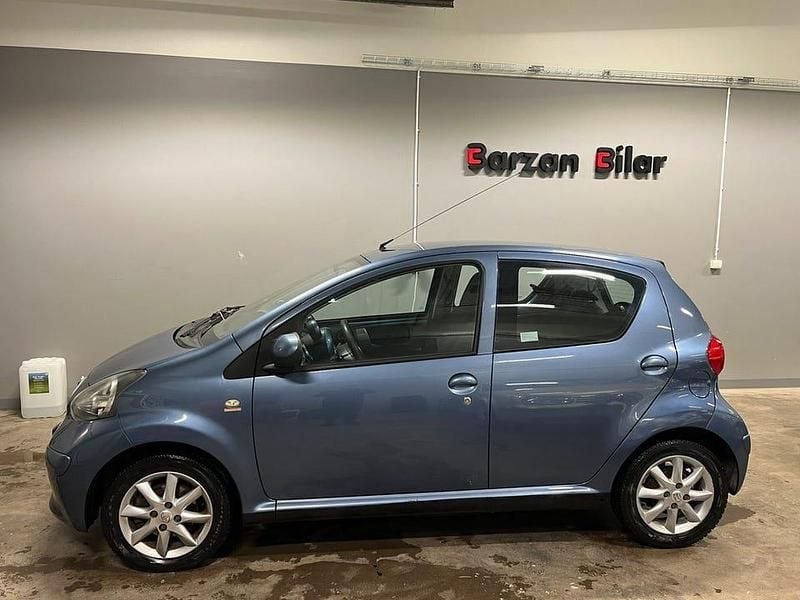 Blå Begagnad 2008 Toyota Aygo Halvkombi | 34 500 kr (Marknadspris) - Bild 1/4