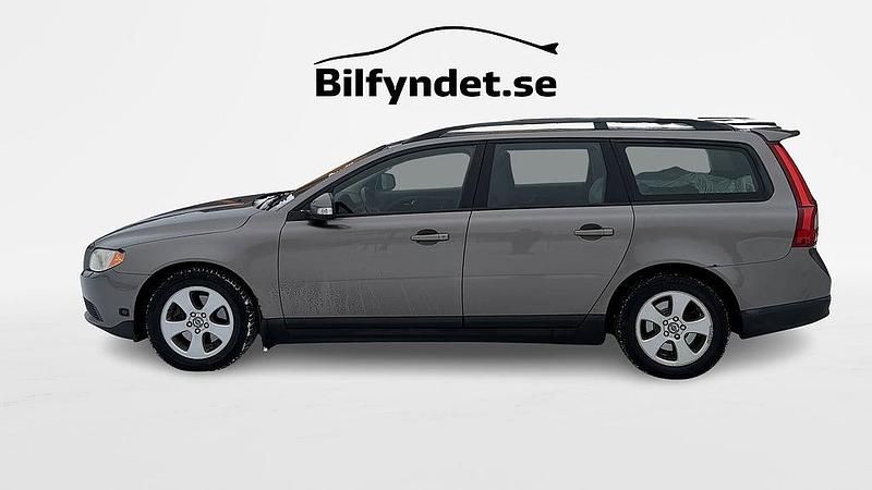 Begagnad Volvo V70 145 HK (106 kW) 2007 Grå Kombi
