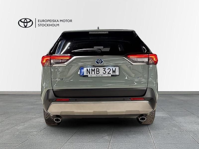 Begagnad Toyota RAV4 Hybrid Executive 222 HK (163 kW) 2025 Urban khaki SUV