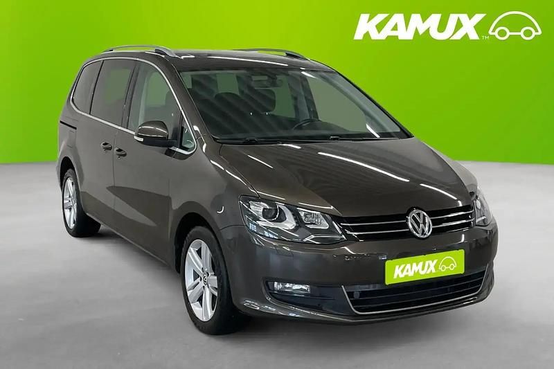 Begagnad VW Sharan 150 HK (110 kW) 2017 Brun Minibuss