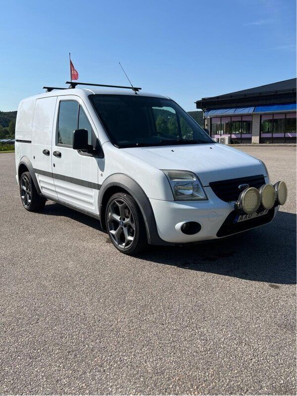 Vit Begagnad 2013 Ford Transit | 34 000 kr (Bra pris) - Bild 1/4