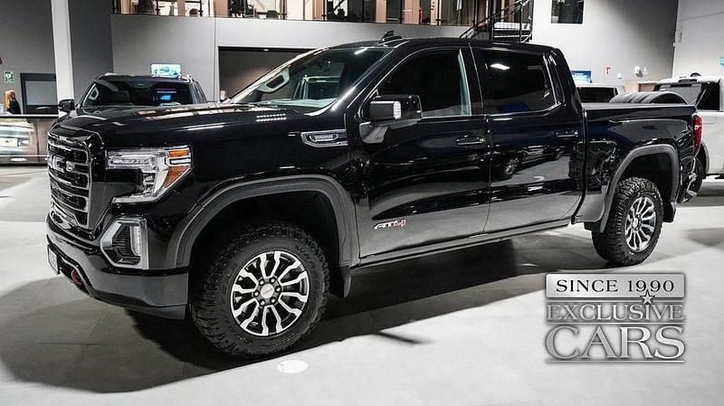 Svart Begagnad 2022 GMC Sierra Pickup | 898 750 kr - Bild 1/4