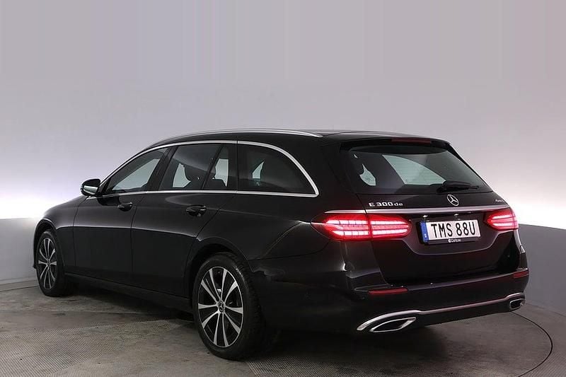 Begagnad Mercedes E300 Avantgarde 225 HK (165 kW) 2023 Svart Kombi