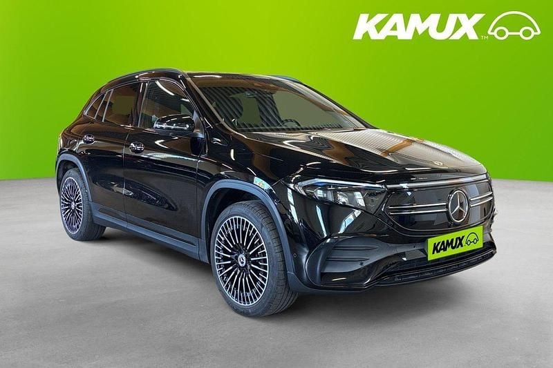 Svart Begagnad 2022 Mercedes EQA300 AMG SUV | 408 700 kr (Marknadspris) - Bild 1/3