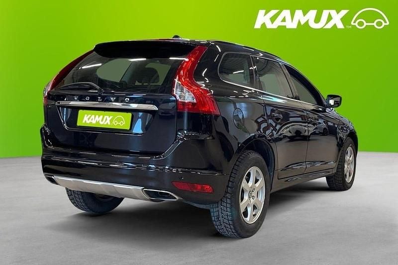 Begagnad Volvo XC60 Momentum 181 HK (133 kW) 2015 Svart SUV