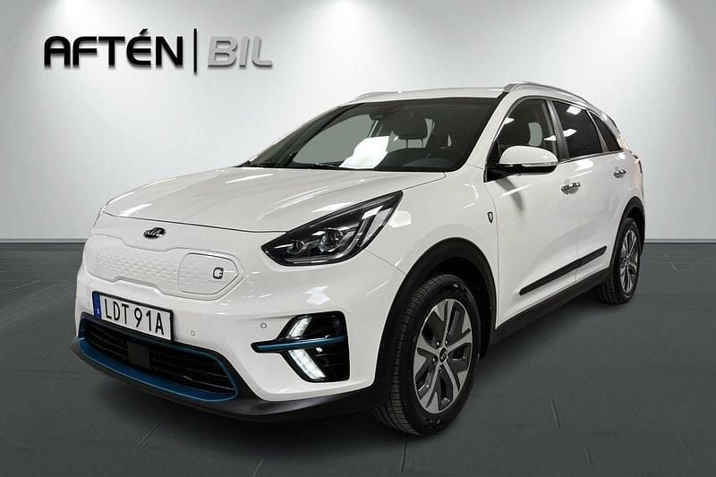 Vit Begagnad 2019 Kia e-Niro Advance SUV | 189 800 kr (Marknadspris) - Bild 1/3