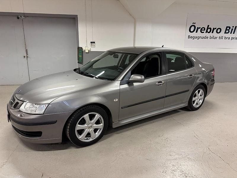 Gråmetallic Begagnad 2006 Saab 9-3 Linear Sedan | 32 900 kr (Bra pris) - Bild 1/4