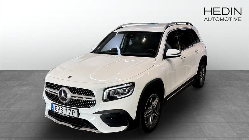 Vit (white) Begagnad 2021 Mercedes GLB200 AMG SUV | 420 000 kr (Lite dyr) - Bild 1/4