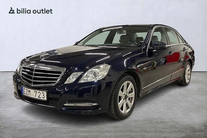 Mblå Begagnad 2010 Mercedes E250 Sedan | 104 900 kr (Marknadspris) - Bild 1/4