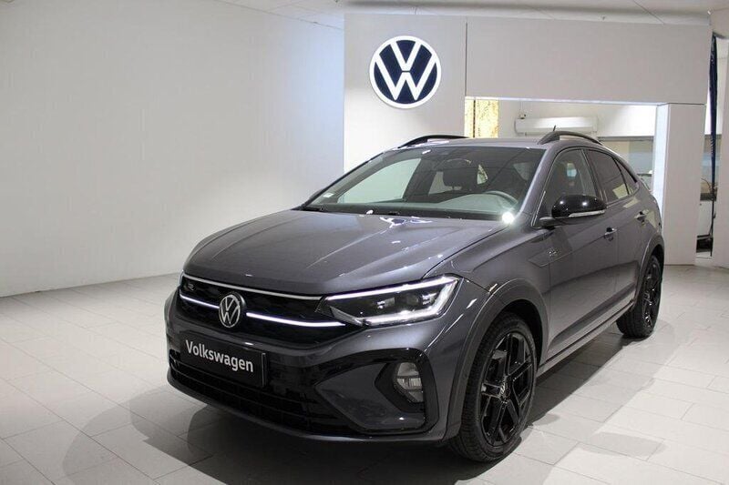 Grå Ny 2025 VW Taigo R-line SUV | 279 000 kr (Superpris) - Bild 1/4