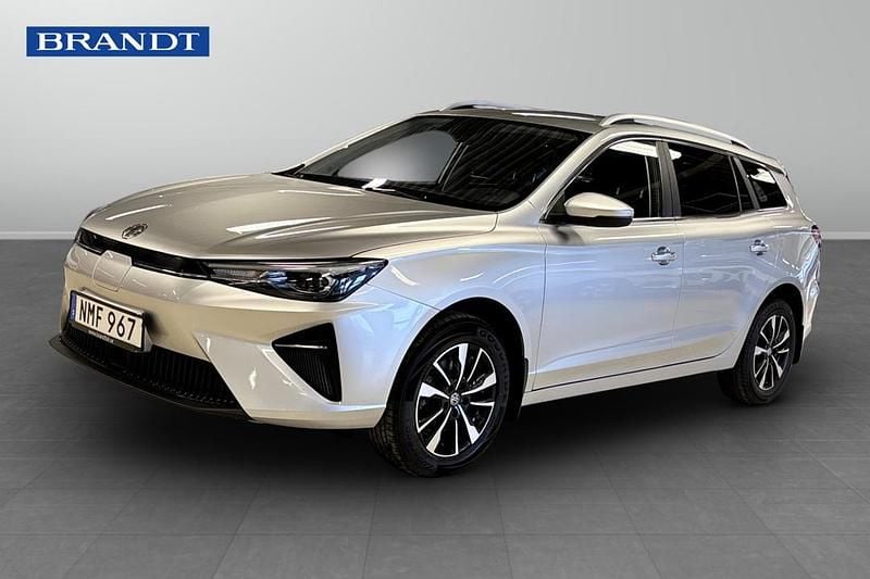 Grå Begagnad 2022 MG MG5 EV Comfort Kombi | 199 900 kr (Marknadspris) - Bild 1/4