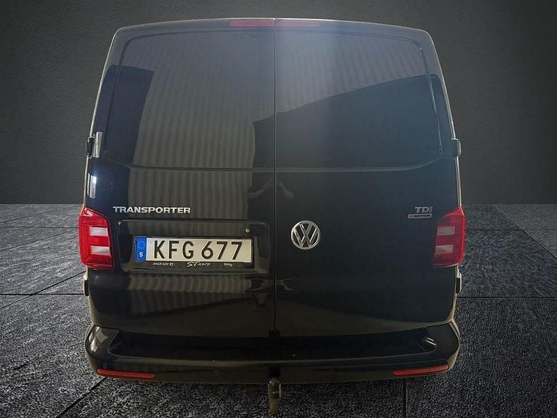 Begagnad VW T6 150 HK (110 kW) 2017 Svart Van