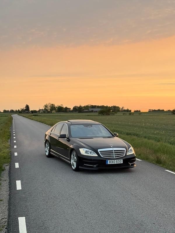 Begagnad Mercedes S600L 517 HK (380 kW) 2011 Sedan