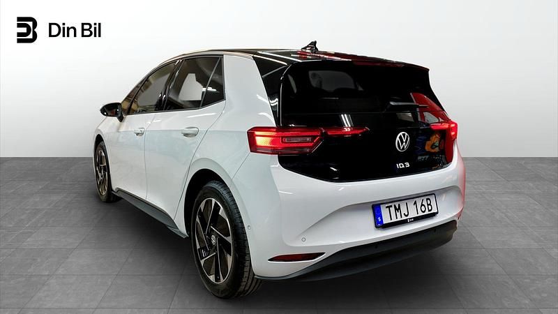 Ny VW ID.3 Pro Performance 239 kW (326 HK) 2026 Vit Halvkombi