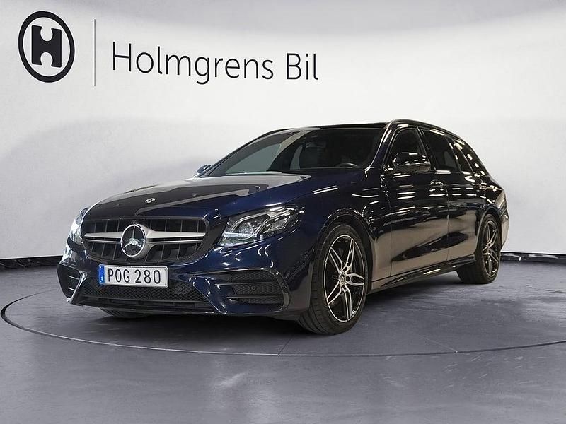 Begagnad Mercedes E400 AMG line 333 HK (244 kW) 2018 Mörkblå Kombi