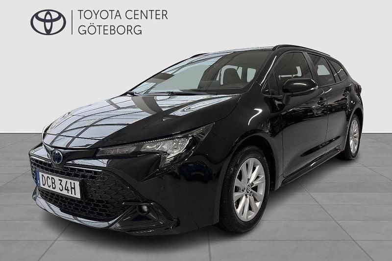Svart Begagnad 2024 Toyota Corolla Active Kombi | 314 900 kr (Lite dyr) - Bild 1/4