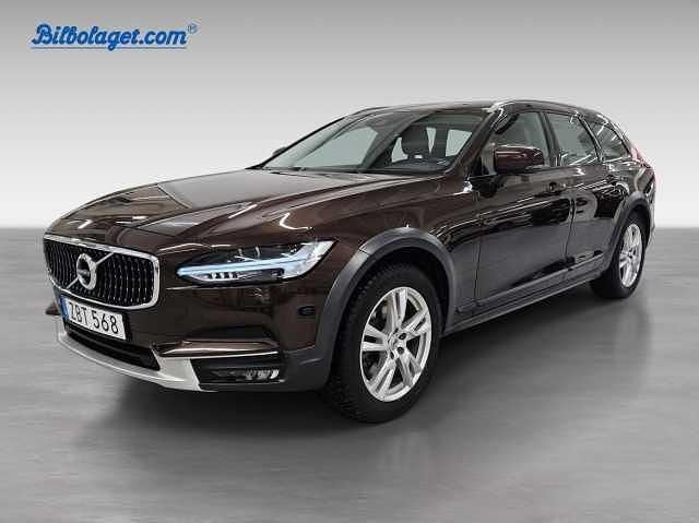 Brun Begagnad 2018 Volvo V90 CC Business Edition Kombi | 324 500 kr (Bra pris) - Bild 1/4