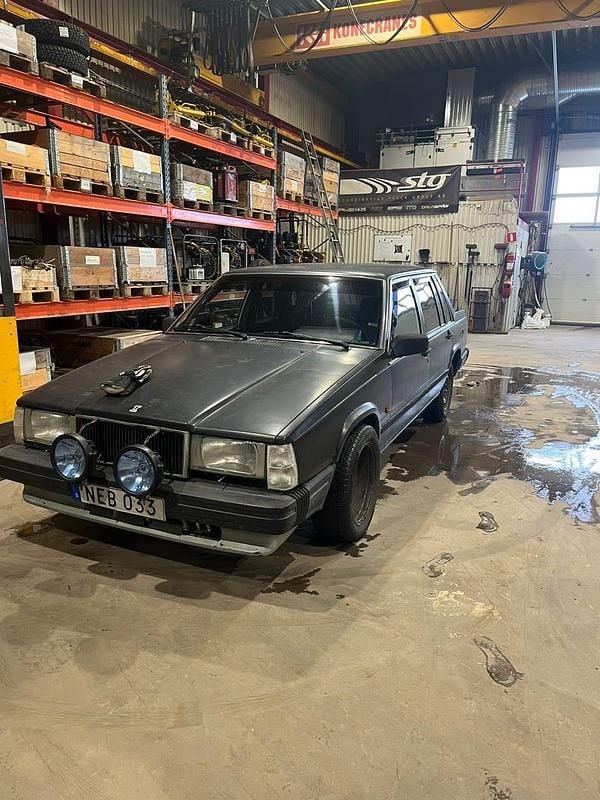 Begagnad Volvo 744 115 HK (84 kW) 1988