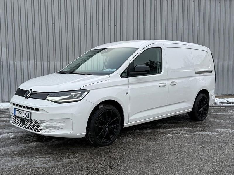 Vit Begagnad 2021 VW Caddy Maxi SE Minibuss | 294 900 kr (Marknadspris) - Bild 1/4