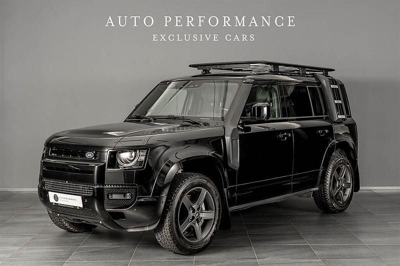 Svart Begagnad 2023 Land Rover Defender Dynamic SUV | 949 900 kr - Bild 1/4