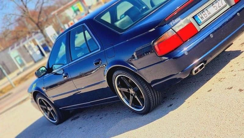 Begagnad Cadillac Seville STS 305 HK (224 kW) 1999 Mörkblå metallic Sedan