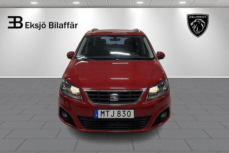 Begagnad Seat Alhambra 184 HK (135 kW) 2015 Röd Minibuss
