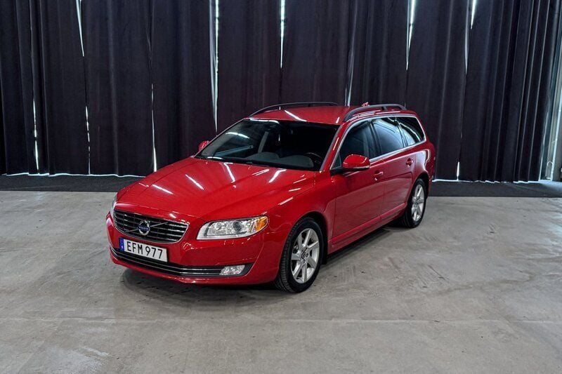 Röd Begagnad 2014 Volvo V70 Momentum Kombi | 109 900 kr (Bra pris) - Bild 1/4