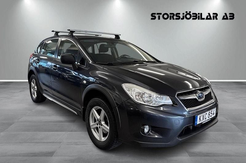 Mörkgrå Begagnad 2015 Subaru XV SUV | 114 000 kr (Bra pris) - Bild 1/4