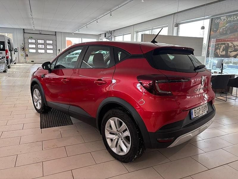 Begagnad Renault Captur 91 HK (66 kW) 2023 Röd SUV