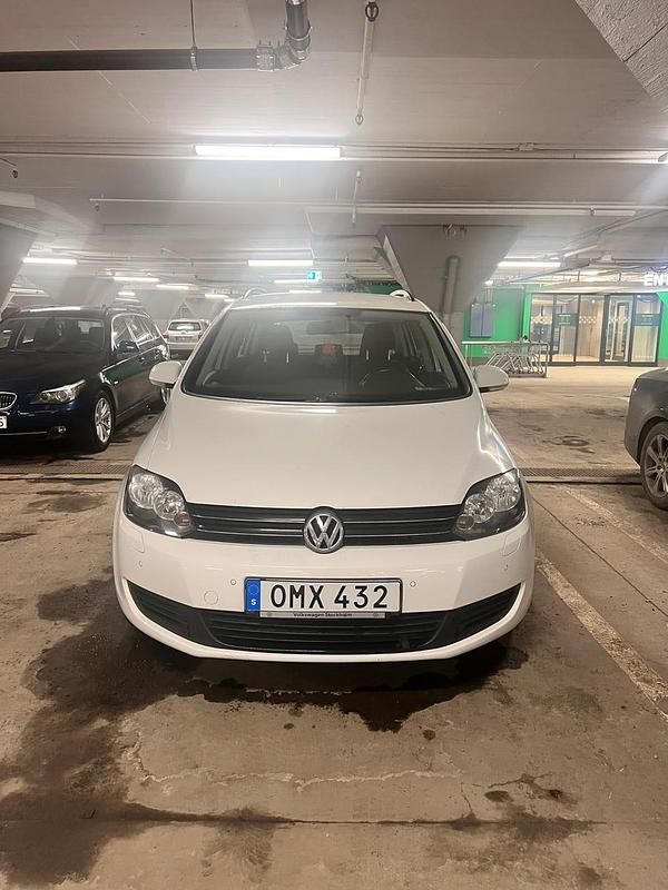 Begagnad VW Golf Plus Cross 122 HK (89 kW) 2011 Minibuss