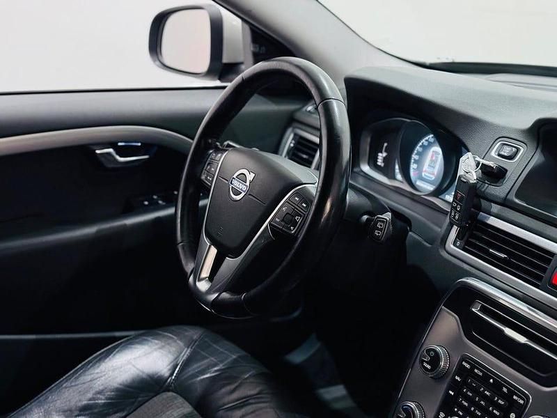 Begagnad Volvo V70 Momentum 150 HK (110 kW) 2016 Brun Kombi