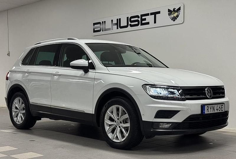 Vit Begagnad 2019 VW Tiguan SUV | 274 900 kr (Bra pris) - Bild 1/4