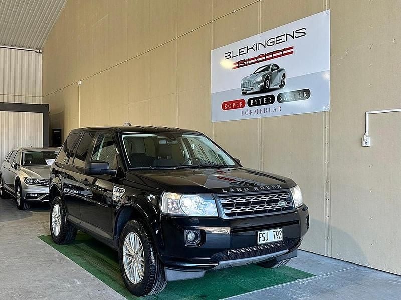 Svart Begagnad 2010 Land Rover Freelander 2 SUV | 94 900 kr (Lite dyr) - Bild 1/4