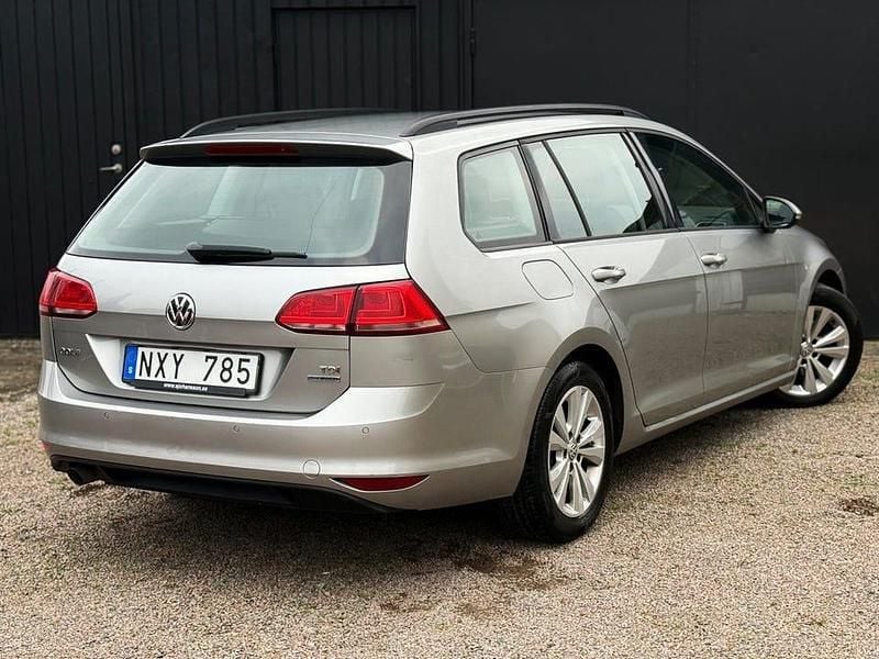 Begagnad VW Golf VII 105 HK (77 kW) 2013 Silver Kombi