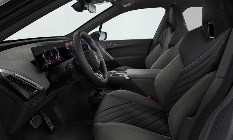 Begagnad BMW iX Comfort Edition 400 kW (544 HK) 2000 Black sapphire metallic SUV