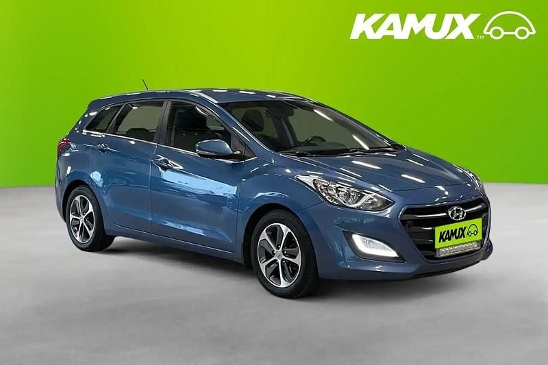 Blå Begagnad 2015 Hyundai i30 Kombi | 114 700 kr - Bild 1/4