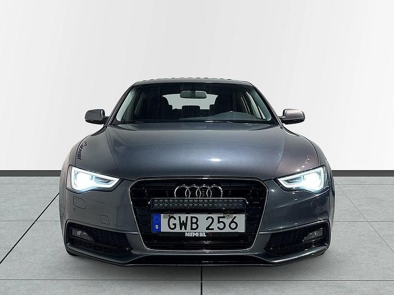 Begagnad Audi A5 Sportback 177 HK (130 kW) 2014 Grå Halvkombi