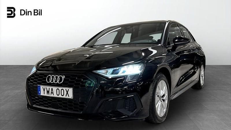 Brilliantsvart Begagnad 2023 Audi A3 Proline | 279 000 kr (Marknadspris) - Bild 1/4