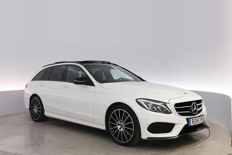 Vit Begagnad 2018 Mercedes C200 AMG line Kombi | 299 000 kr (Marknadspris) - Bild 1/4