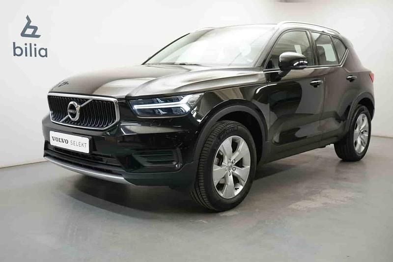 Svart Begagnad 2022 Volvo XC40 SUV | 259 900 kr - Bild 1/1