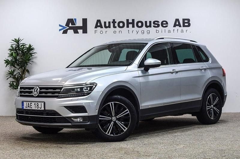 Silver Begagnad 2020 VW Tiguan GT SUV | 234 000 kr (Bra pris) - Bild 1/4