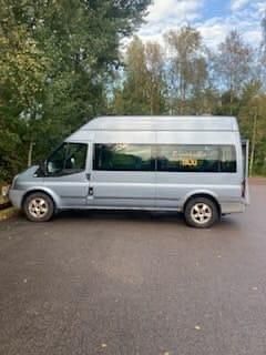 Blå Begagnad 2008 Ford Transit Kombi | 43 900 kr (Marknadspris) - Bild 1/4