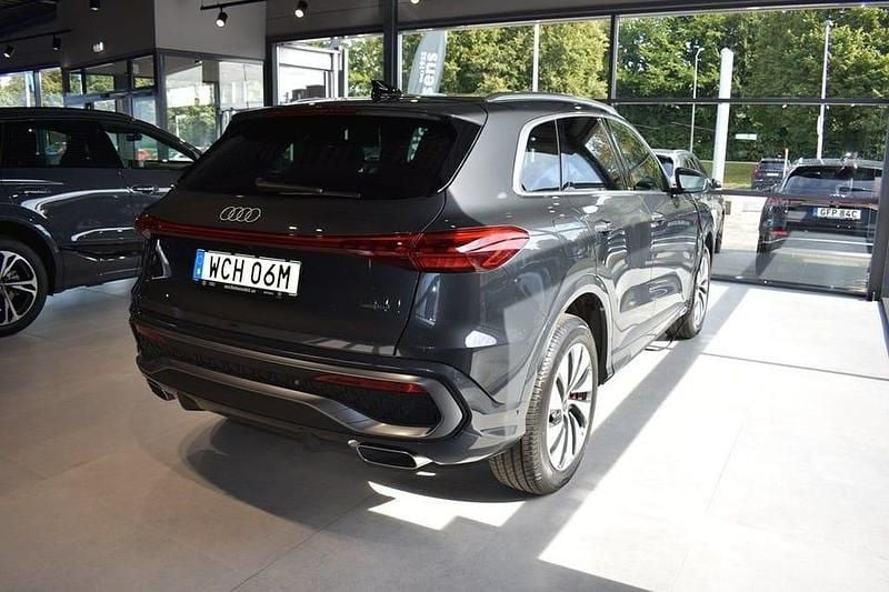 Ny Audi Q5 252 HK (185 kW) 2025 Tamboragrå metallic SUV