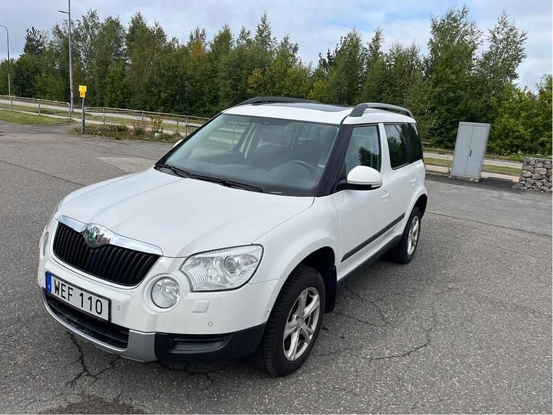 Vit Begagnad 2011 Skoda Yeti Experience SUV | 65 999 kr (Superpris) - Bild 1/4