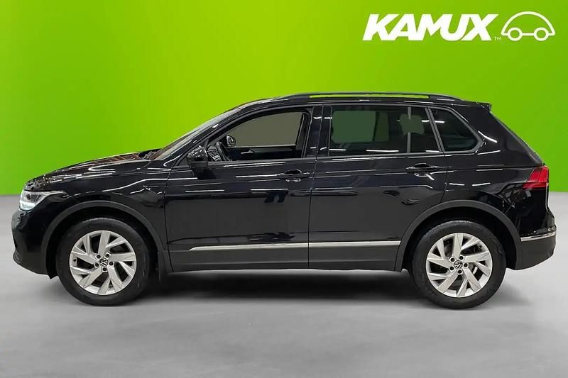 Begagnad VW Tiguan 150 HK (110 kW) 2022 Svart SUV