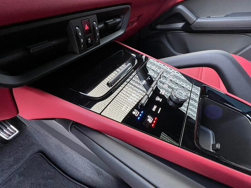 Begagnad Porsche Cayenne S 475 HK (349 kW) 2024 Carrara vit metallic SUV