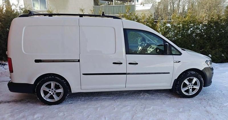 Begagnad VW Caddy Maxi 102 HK (75 kW) 2017 Vit Minibuss
