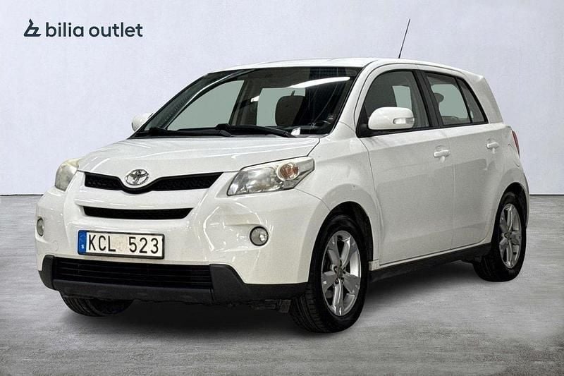 Vit Begagnad 2009 Toyota Urban Cruiser Halvkombi | 39 900 kr (Marknadspris) - Bild 1/4