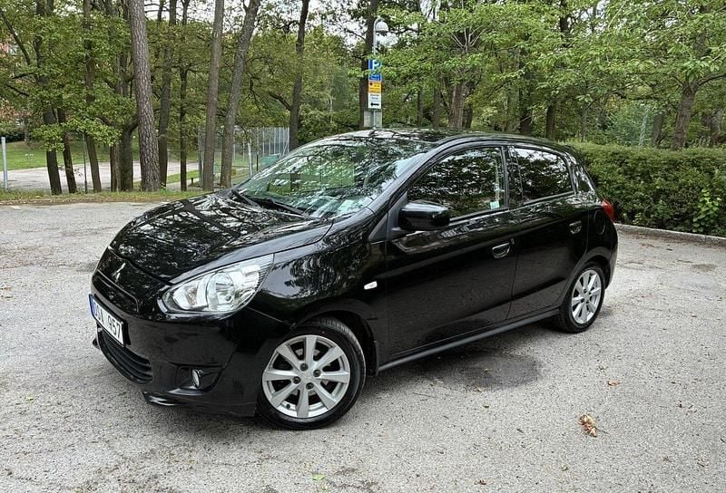 Svart Begagnad 2013 Mitsubishi Space Star Kombi | 35 000 kr (Superpris) - Bild 1/4