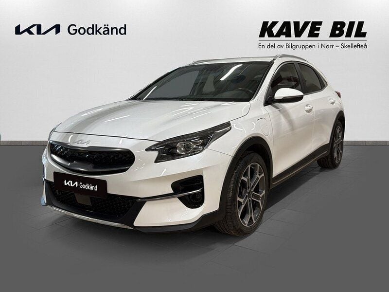 Vit Begagnad 2022 Kia XCeed SUV | 269 900 kr (Marknadspris) - Bild 1/3